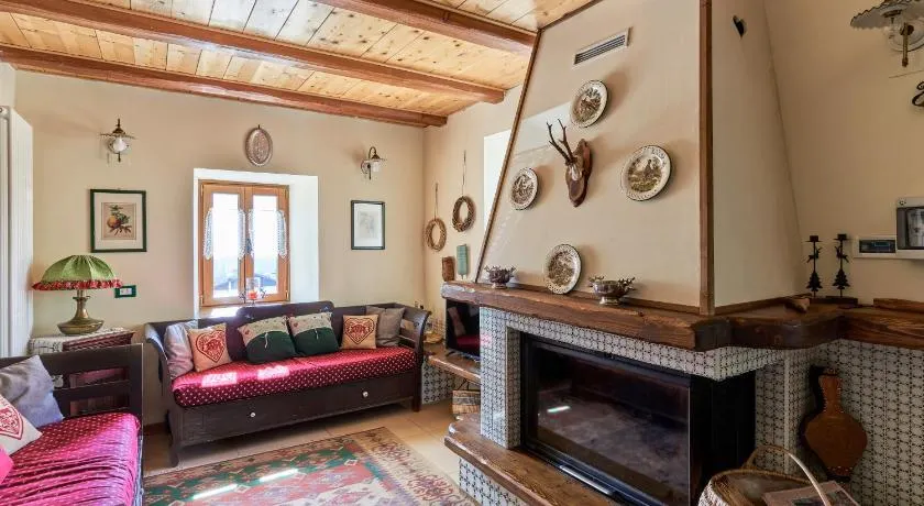 Casa indipendente per 10 persone nel Vanoi - Conte Moro, 6 camere e spazi per gruppi - Image 1