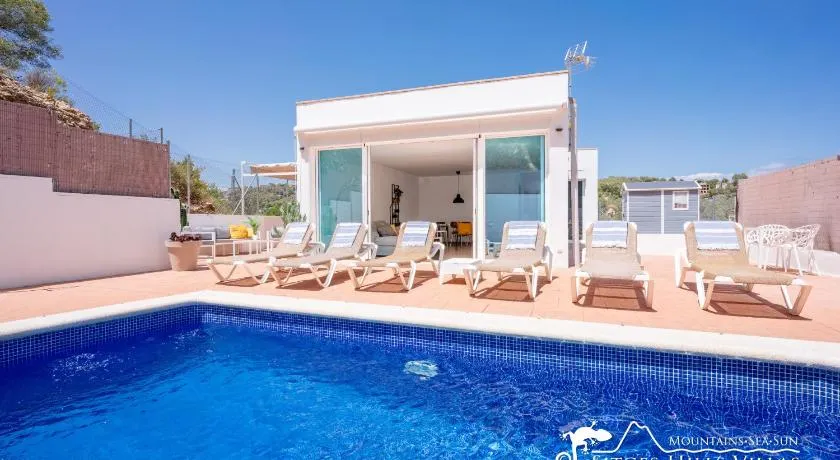 Villa Senia, close to Sitges with private pool - Image 1