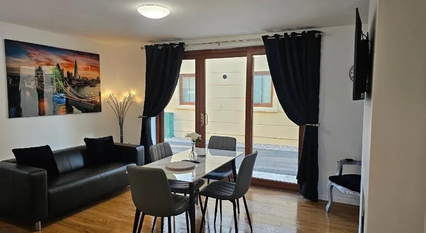 Brooklands Newcastle CoDown Ground Floor Apartment - Image 1