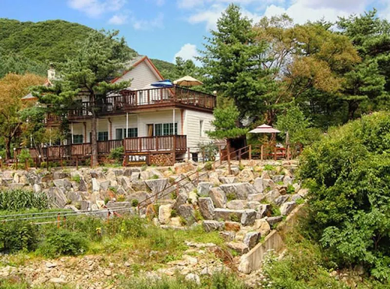 Pyeongchang Gyebang San Rodem Tree Pension - Image 1