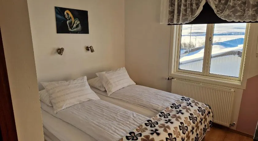 Gauksmýri Lodge - Image 1