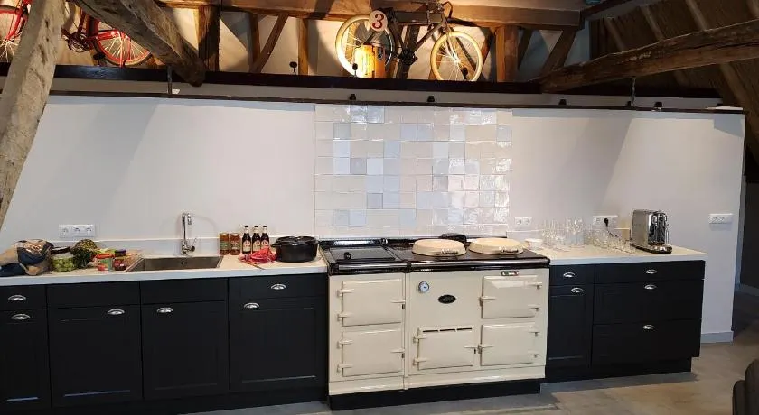 Juweeltje van vakantiewoning op prachtig landgoed - Image 1
