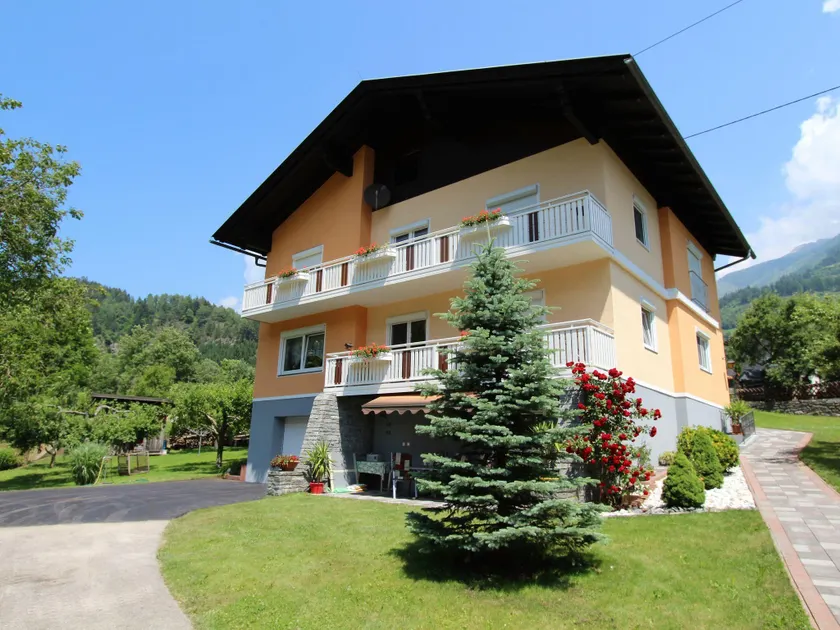 Modern Apartment in Kolbnitz with Terrace - Image 1