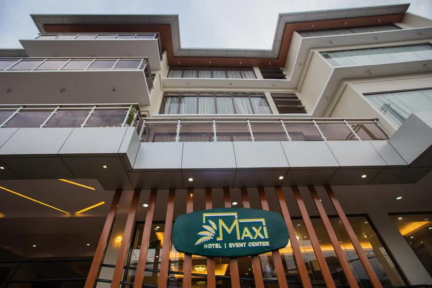 Maxi Hotel and Event Center - Image 1