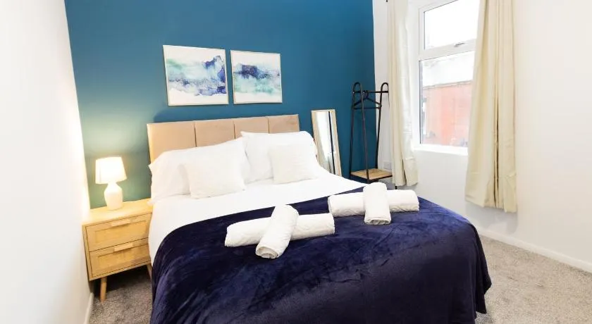 Stunning Private Ensuite Rooms in Oldham Sociable House - Image 1