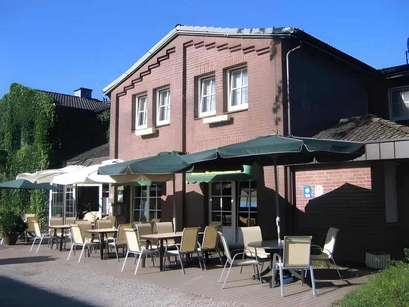 Hotel Zur Buche - Image 1