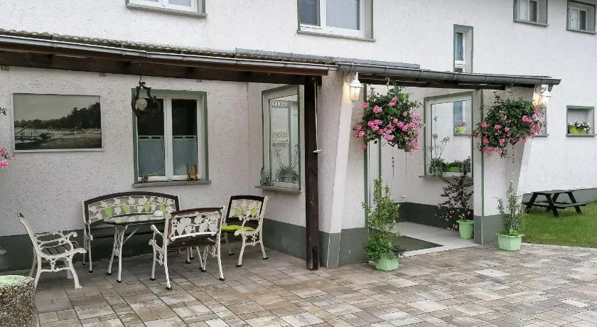 "Märkische Traube" idyllisches Gästehaus für Selbstversorger - Image 1