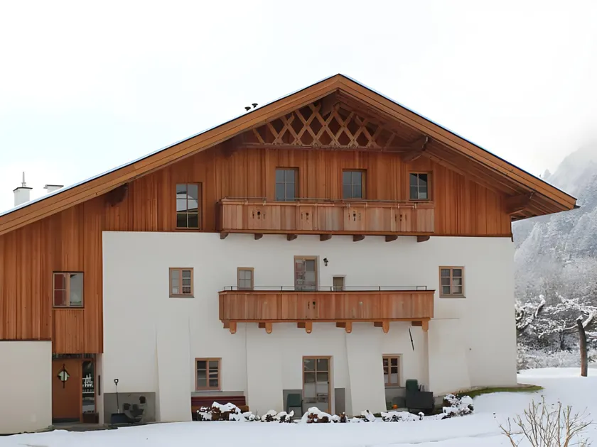 Attraente appartamento accogliente e familiare con sauna, idromassaggio e piscina | Vista sulla montagna | Accetta animali domestici - Image 1