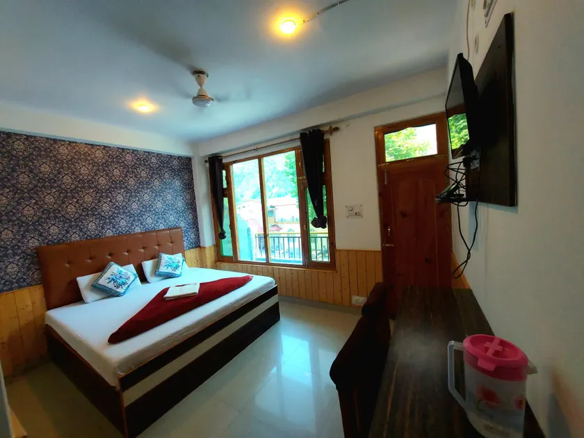The Shalangco Villa Deluxe Room with Balcony - Image 1
