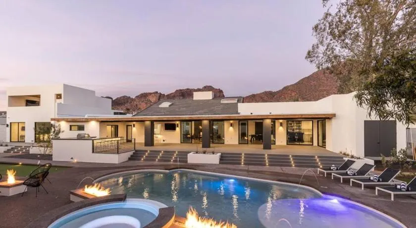 Luxury Micro-Resort, Theater, Sauna, Heated Pool - Image 1