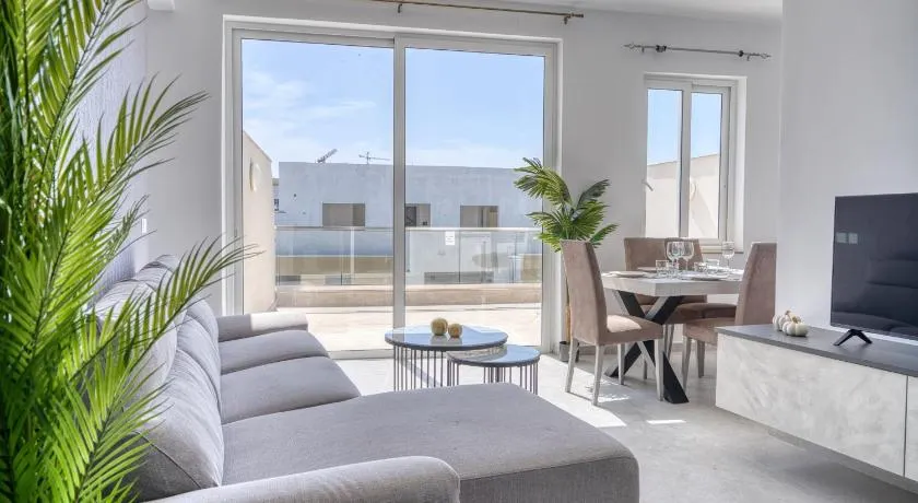 St Julian's Cataleya Luxury Apartments - Image 1