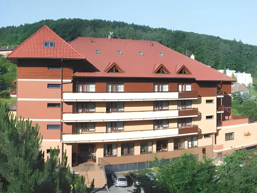 Hotel Ambra - Image 1