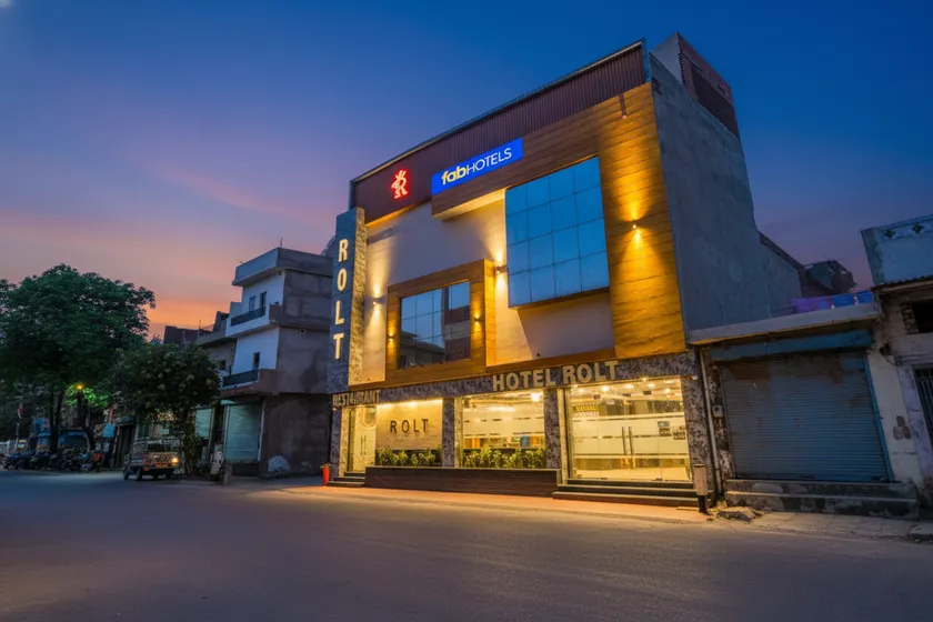 FabHotel Rolt - Image 1