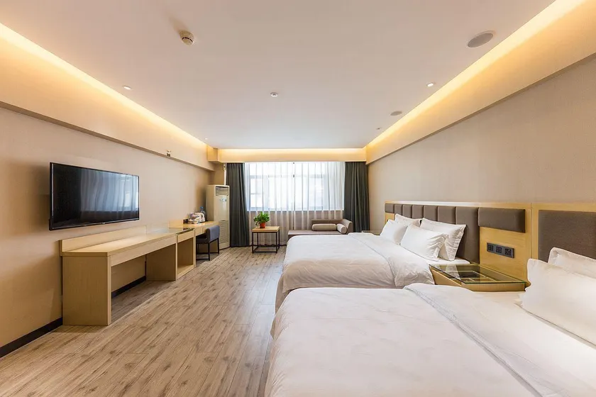 Garden Hotel (Lanzhou Railway Station Wuquan Square Branch) - Image 1