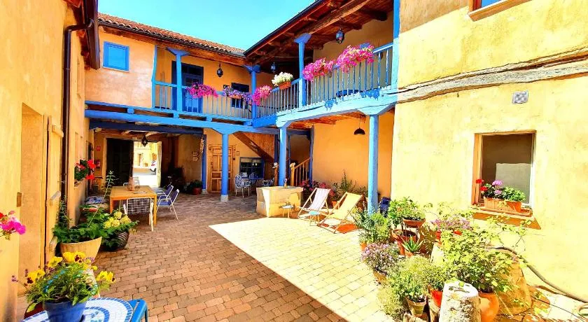 Albergue Villares de Orbigo - Image 1