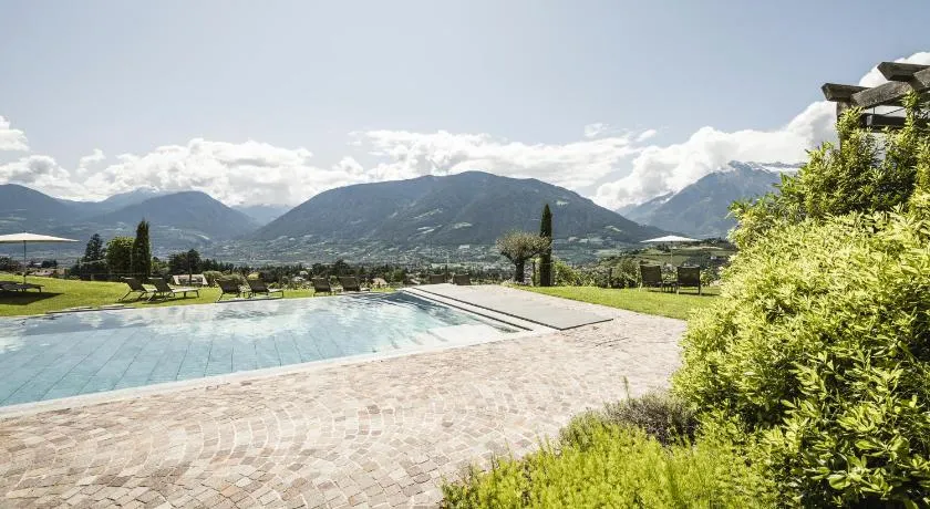 Hotel Mitterplatt (Schenna Resort) - Image 1