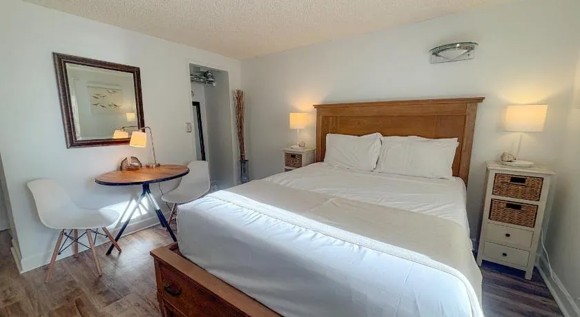 Charming Kuhio Village Studio - Image 1