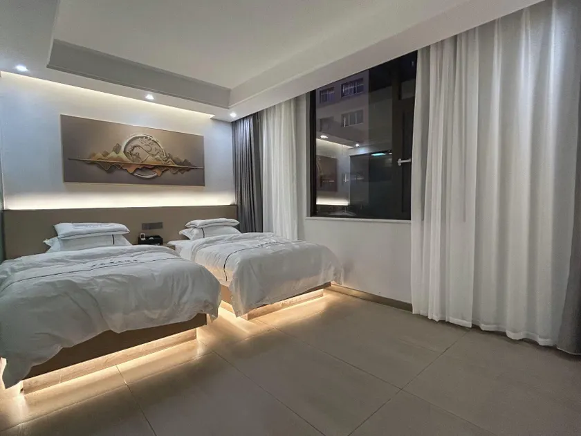 Marriott Business Hotel - Image 1
