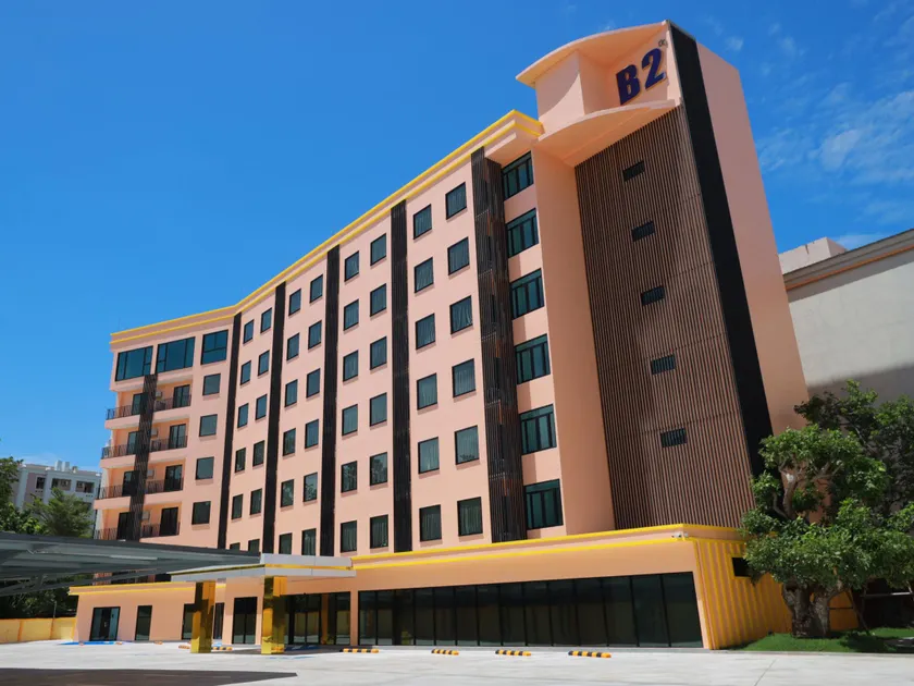 B2 Bang Saen Premier Hotel - Image 1