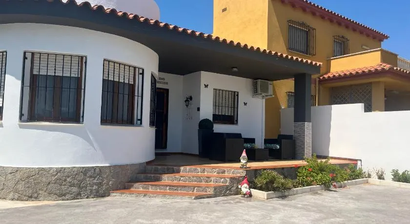 CASA MARIA CINTA - Image 1