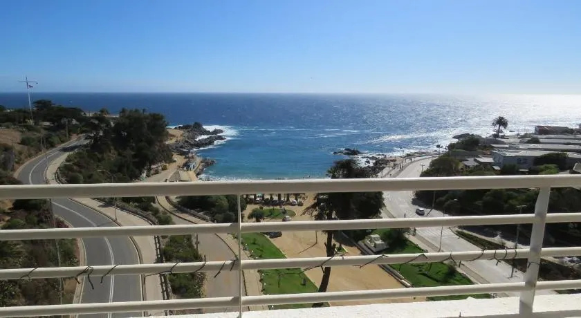 Vista y Mar - Image 1