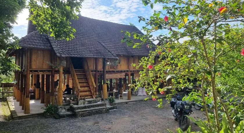 Muong Bi Homestay - A stilt house in an ancient Muong village - Image 1