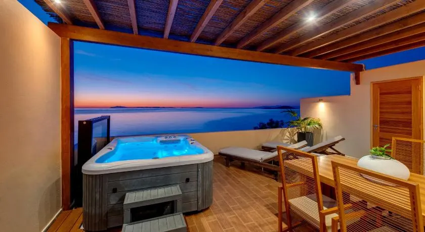 Lalari Beach Suites - Image 1