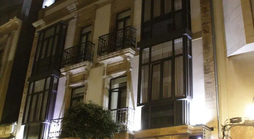 Apartamentos Capua - Image 1
