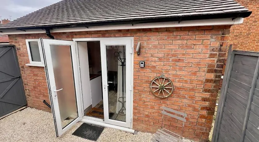 Cosy Cart Shed - Image 1