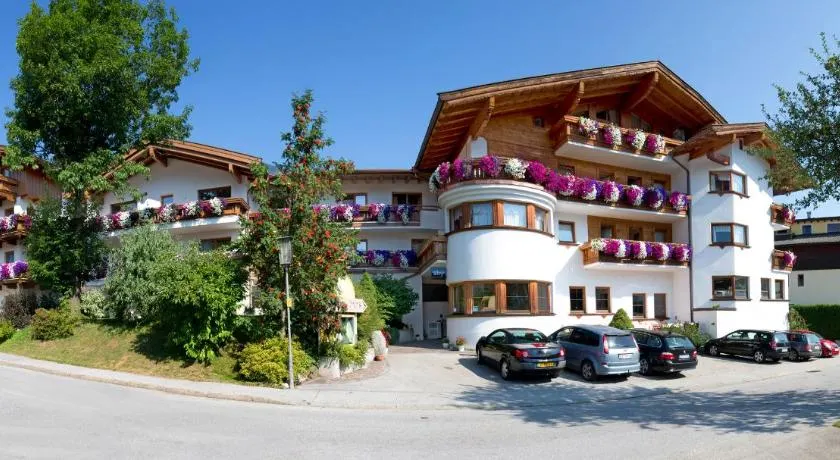 Ferienhotel Fuchs - Image 1