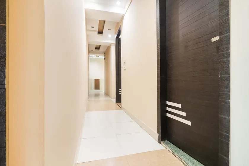 Hotel O Moonlight - Image 1