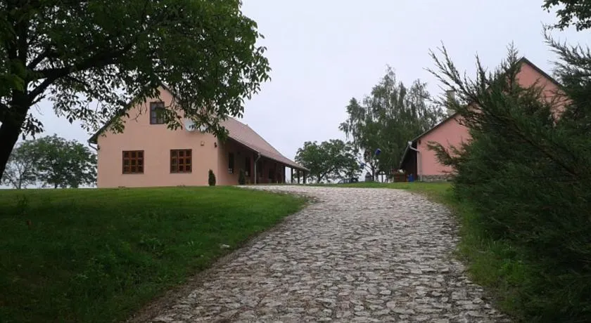 Vadaspuszta Vendeghaz - Image 1