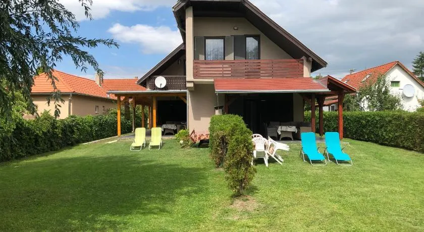 Mária Villa - Image 1