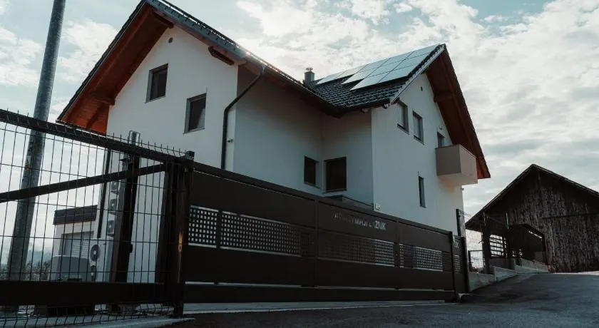 Apartmaji Laznik - Image 1