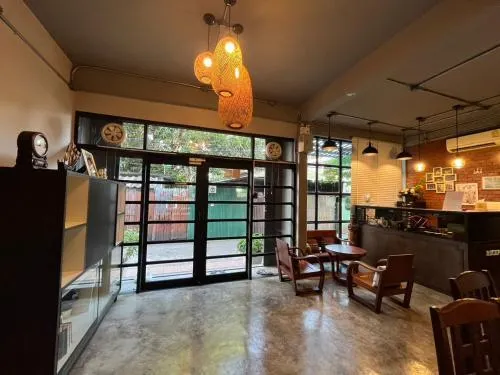 BNK89 Hostel - Image 1