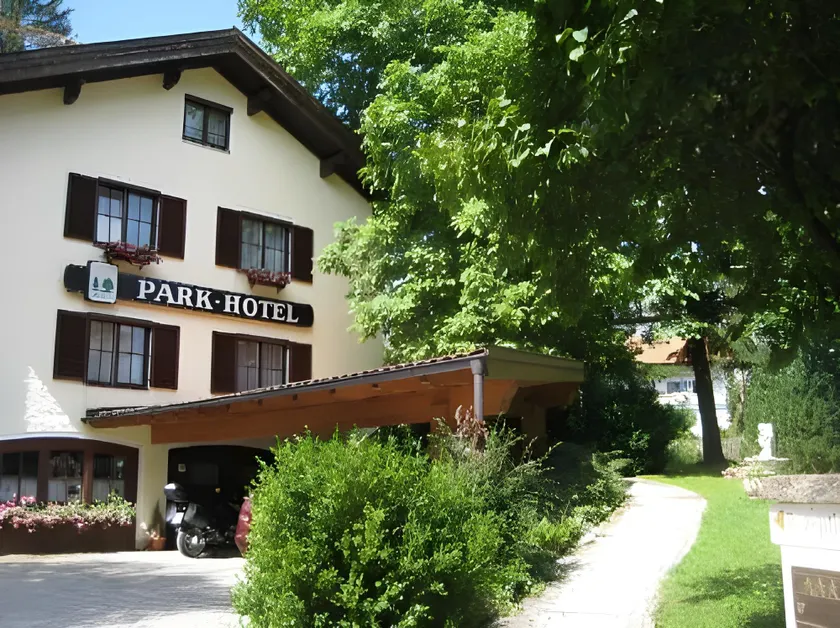 Parkhotel Ruhpolding inklusive Chiemgaukarte - Image 1