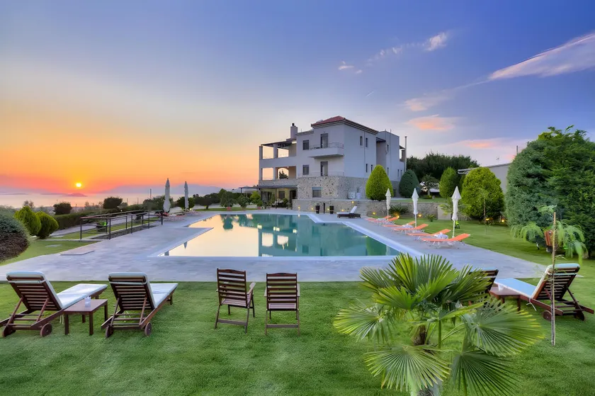 Marini Luxury Apartments - Image 1