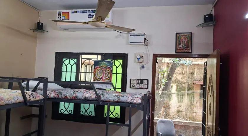 MSVNATIVE HOME Stay Near Airport - Image 1