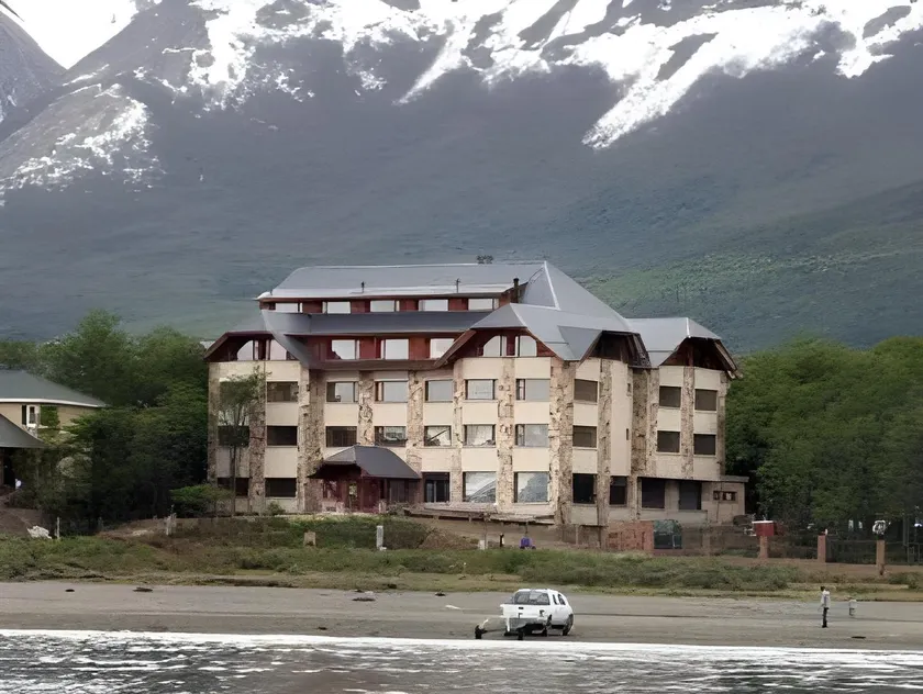 Costa Ushuaia - Image 1