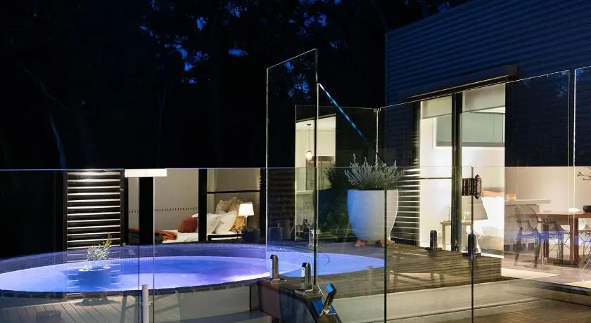 Kangary - bush retreat with outdoor spa - Image 1