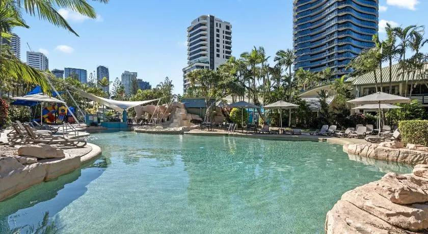 BreakFree Diamond Beach Broadbeach - Image 1