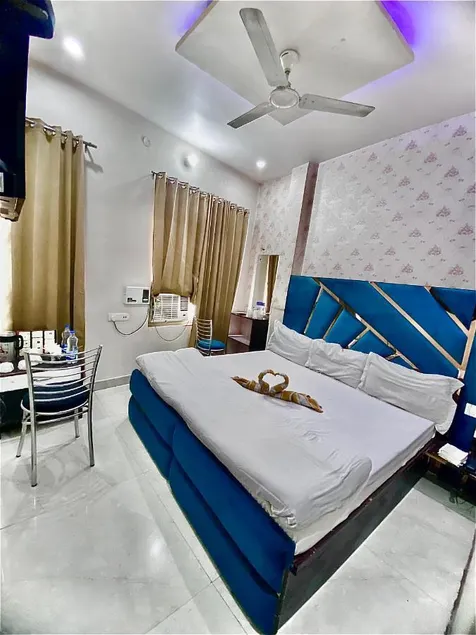 Swaran hotel - Image 1