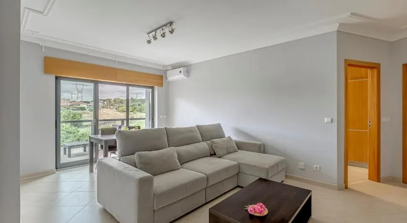 2-Bed Vialonga Vista Apartment - Image 1