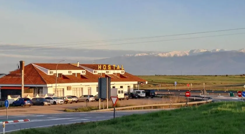 Hostal LA SIERRA - Image 1
