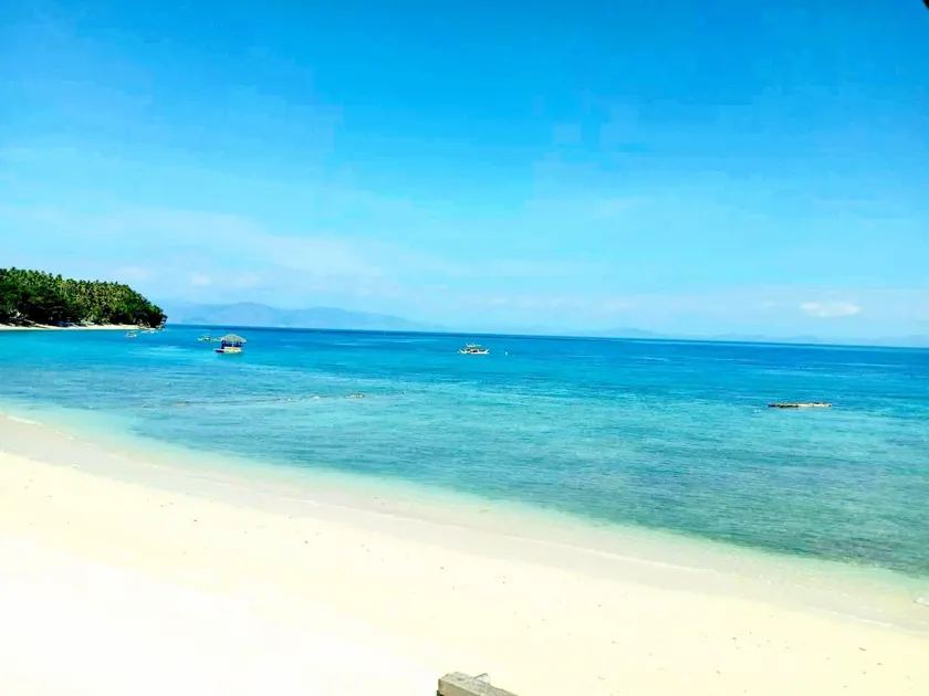Island Garden Beach Resort - Image 1