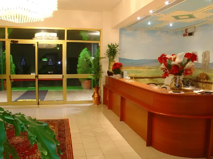 Hotel Elefante Bianco - Image 1