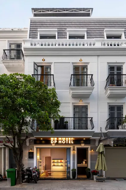 DP Hotel - Image 1