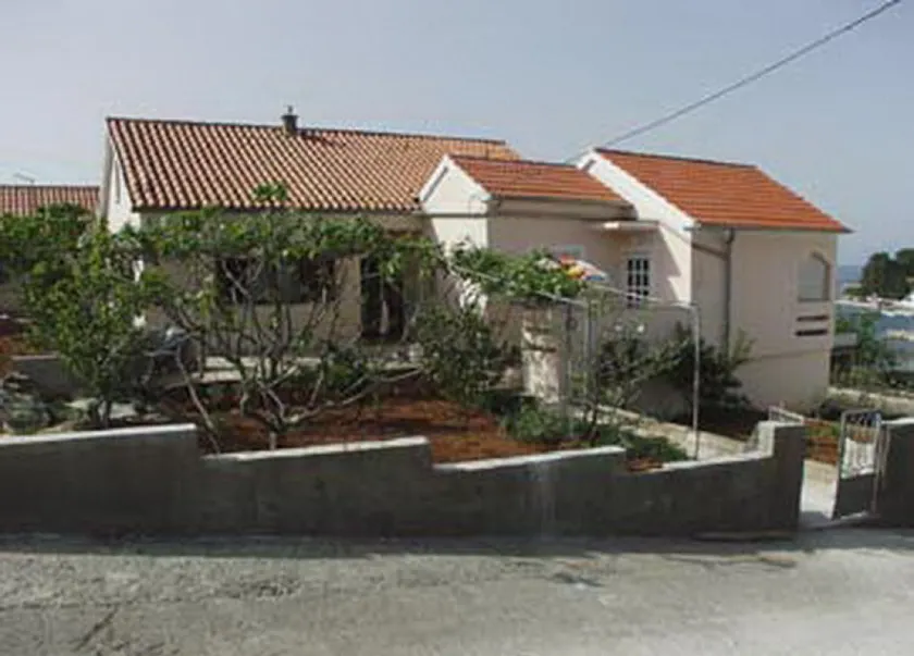 Apartment Ružica A3 Lukoran, Island Ugljan - Image 1
