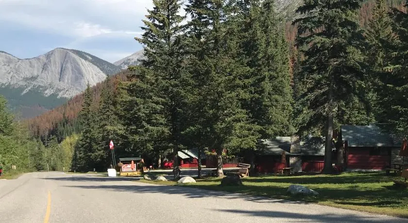 Miette Hot Springs Bungalows - Image 1