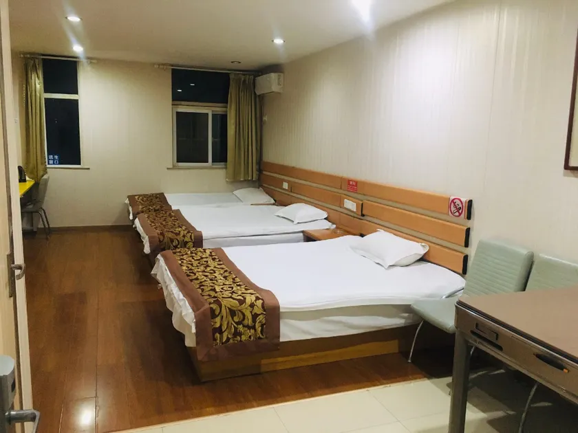 Ruiting Business Hotel (Nanjing University of Information Science and Technology) - Image 1